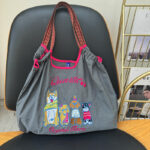 Women's Purple Flower Embroidery Tote Bag