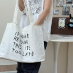New Summer Arrival: Minimalist Black and White Large-Capacity Nylon Canvas Bag—Lightweight Printed Tote for Commuting or as a Shoulder Bag
